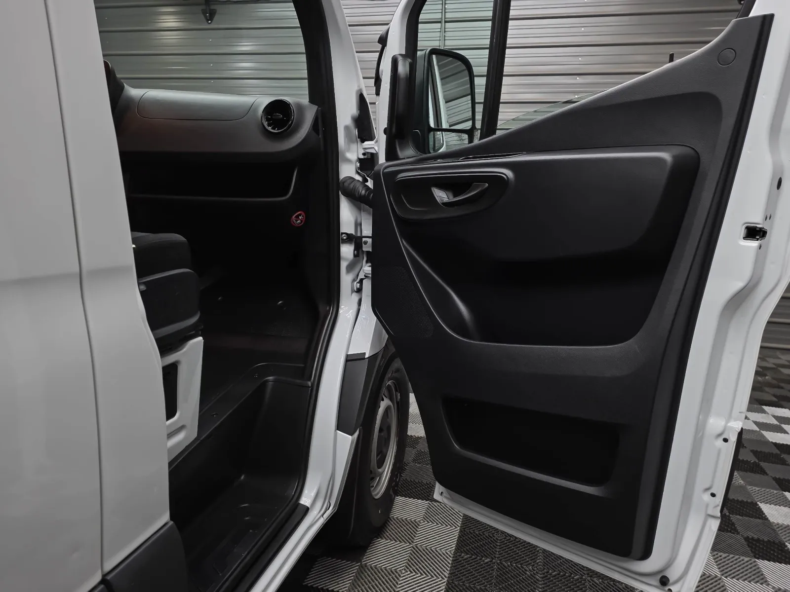 2022 Mercedes-Benz Sprinter Cargo Van Base - Photo 28