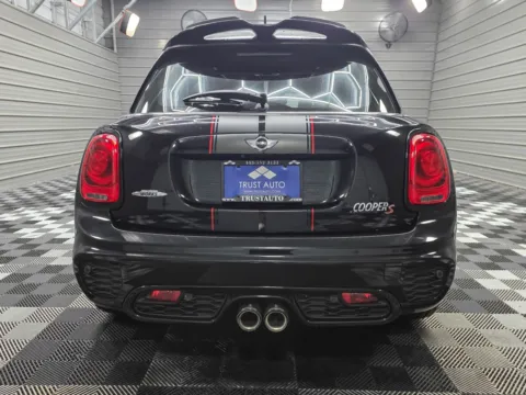 More photos of 2018 MINI Hardtop 4 Door Cooper S at Trust Auto, MD