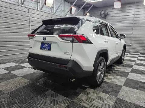 More photos of 2022 Toyota RAV4 Hybrid XLE at Trust Auto, MD