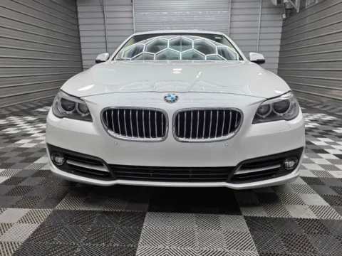 Photos of 2016 BMW 5 Series 528i for sale in Sykesville, MD at Trust Auto