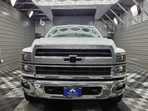 More photos of 2020 Chevrolet Silverado 4500 HD Work Truck Regular Cab DRW RWD at Trust Auto, MD