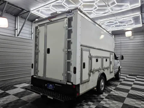 More photos of 2022 Ford E-Series Cutaway E-350 SD at Trust Auto, MD