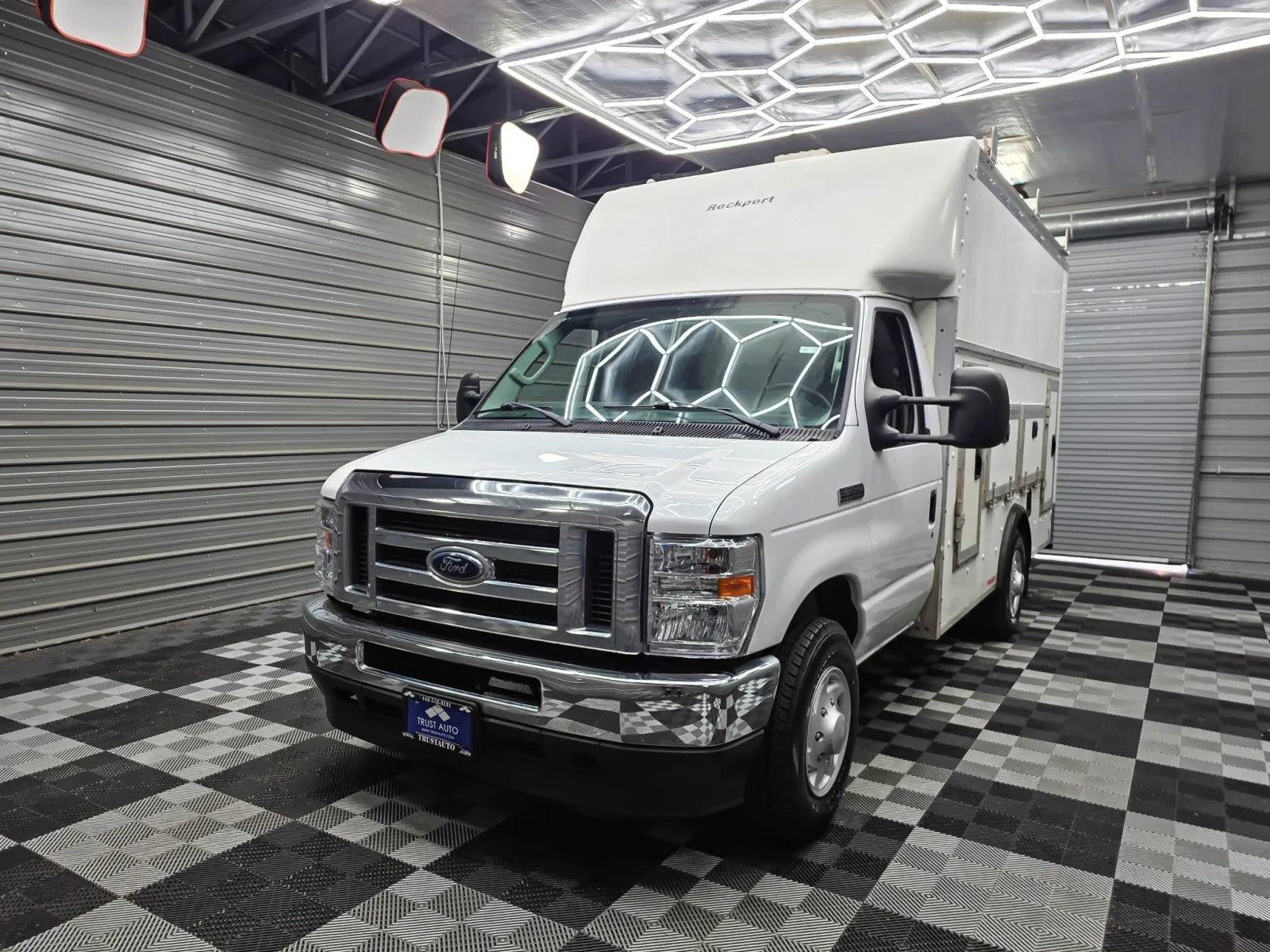 Unknown 2022 Ford E-Series Cutaway E-350 SD for sale in Sykesville, MD