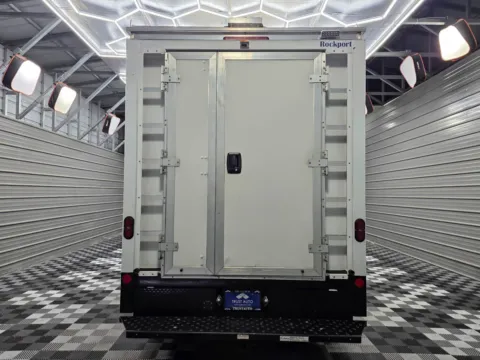 More photos of 2022 Ford E-Series Cutaway E-350 SD at Trust Auto, MD