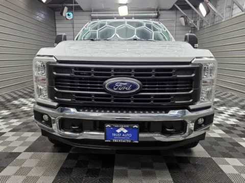 More photos of 2023 Ford Super Duty F-350 SRW XL 4WD Crew Cab Pickup Truck w/Off-Road Pkg at Trust Auto, MD