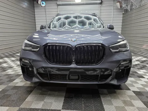 Photos of 2020 BMW X5 xDrive40i for sale in Sykesville, MD at Trust Auto