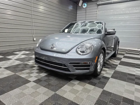 2017 Volkswagen Beetle Convertible 1.8T Classic for sale in Sykesville, MD