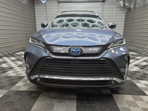 Photos of 2023 Toyota Venza LE for sale in Sykesville, MD at Trust Auto