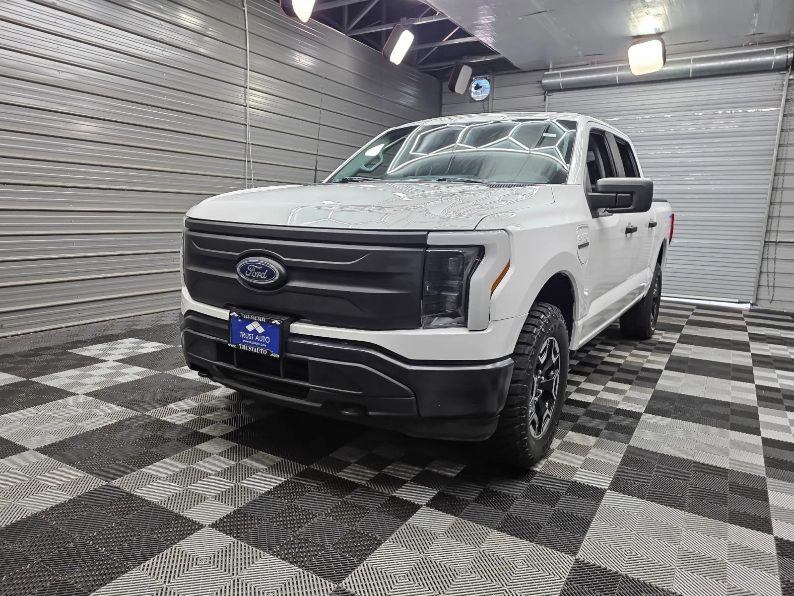 2023 Ford F-150 Lightning Pro