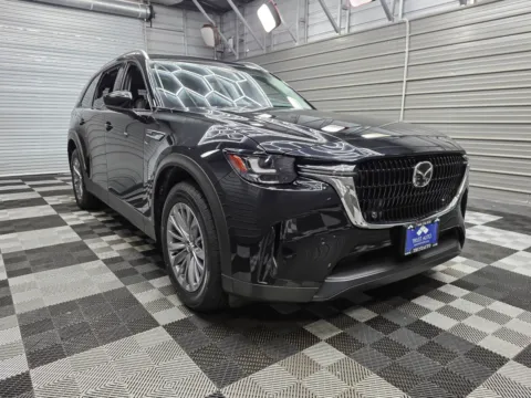 Another view of 2025 Mazda CX-90 PHEV Preferred Package for sale in Sykesville, MD at Trust Auto
