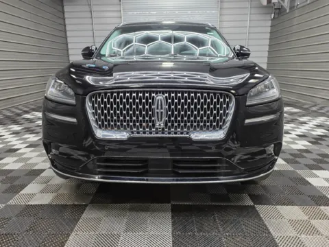 More photos of 2022 Lincoln Corsair Reserve AWD Luxury SUV at Trust Auto, MD