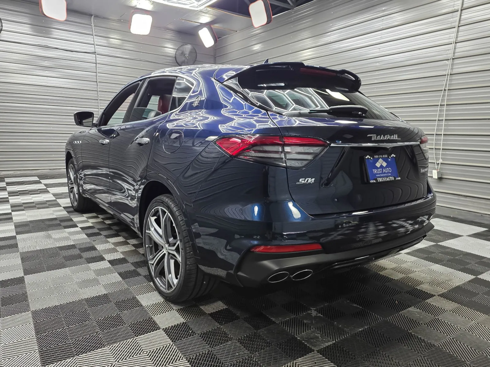 Photo 8