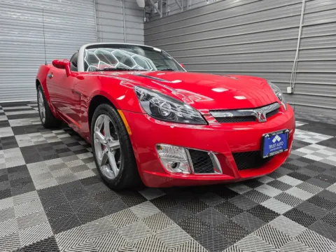 Another view of 2008 Saturn Sky Red Line Carbon Flash SE for sale in Sykesville, MD at Trust Auto