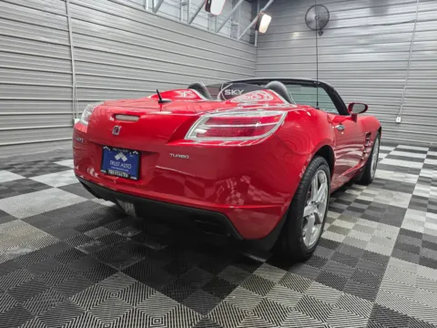 More photos of 2008 Saturn Sky Red Line Carbon Flash SE at Trust Auto, MD