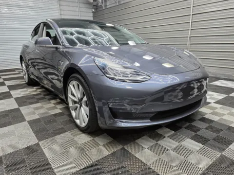 More photos of 2019 Tesla Model 3 Standard Range Plus 4-Door Electric Sedan at Trust Auto, MD