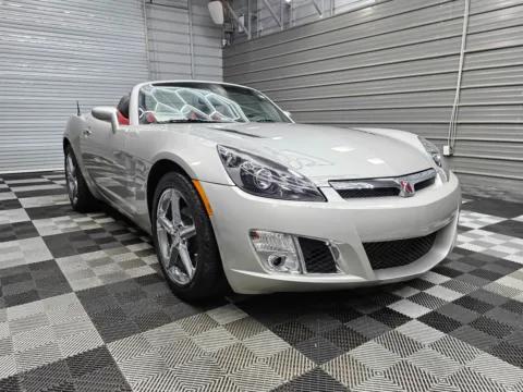 Another view of 2008 Saturn Sky Red Line Carbon Flash SE for sale in Sykesville, MD at Trust Auto