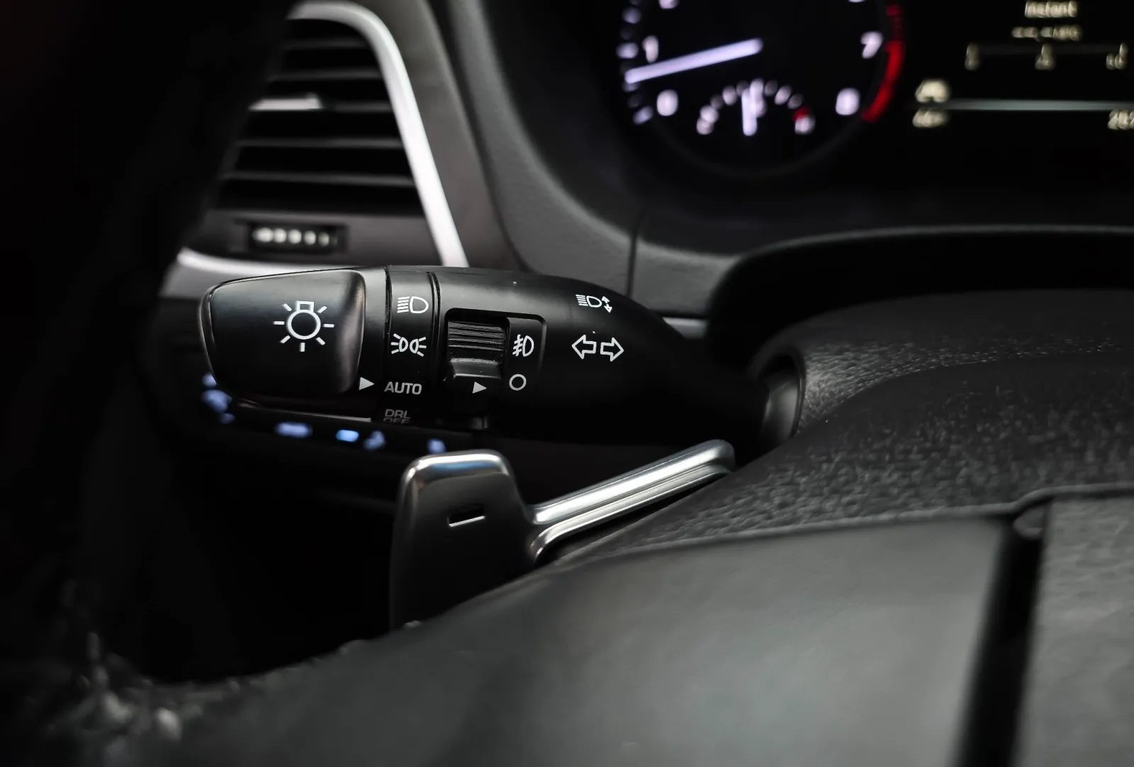 2019 GENESIS G80 Base - Photo 24