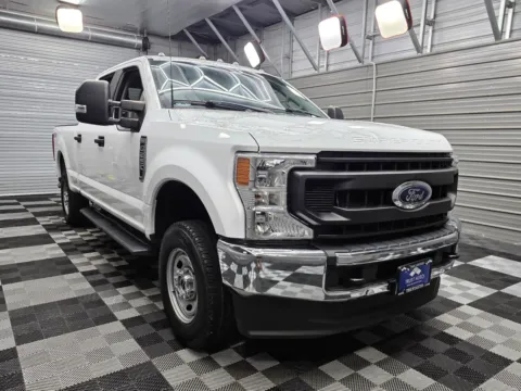 Another view of 2022 Ford Super Duty F-250 SRW Platinum for sale in Sykesville, MD at Trust Auto