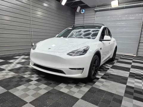 More photos of 2021 Tesla Model Y Performance AWD Dual Motor Luxury Electric SUV w/Full Self-Driving Capability at Trust Auto, MD