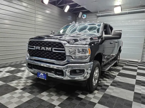 Black 2024 Ram 2500 Big Horn 4WD Crew Cab Pickup Truck w/Level 1 Equipment Group for sale in Sykesville, MD