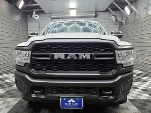 Another view of 2022 Ram 2500 Tradesman 4WD Crew Cab 6-Pass Hemi Pickup Truck for sale in Sykesville, MD at Trust Auto