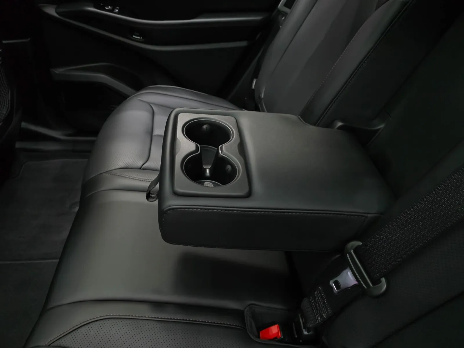 2025 Jeep Wagoneer S Limited - Photo 18