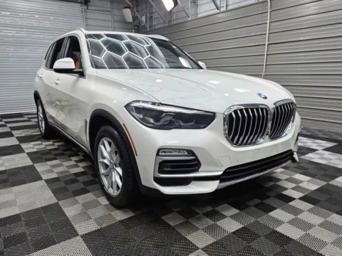 More photos of 2019 BMW X5 xDrive40i AWD Luxury SUV w/Convenience/Premium 2 Pkgs at Trust Auto, MD