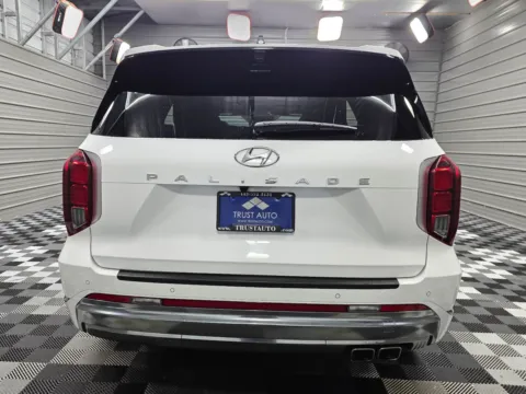 More photos of 2024 Hyundai Palisade Calligraphy at Trust Auto, MD