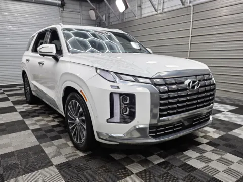Another view of 2024 Hyundai Palisade Calligraphy for sale in Sykesville, MD at Trust Auto