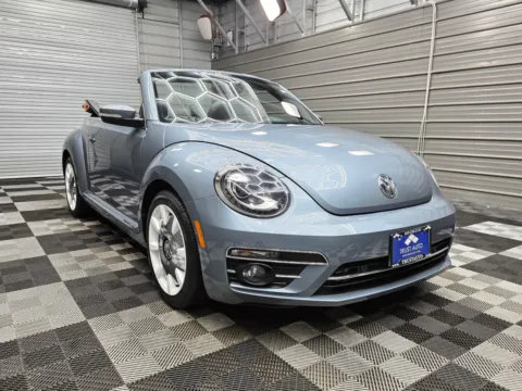 More photos of 2019 Volkswagen Beetle Final Edition SEL Soft-Top Convertible at Trust Auto, MD