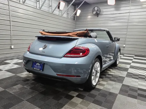 More photos of 2019 Volkswagen Beetle Convertible S at Trust Auto, MD