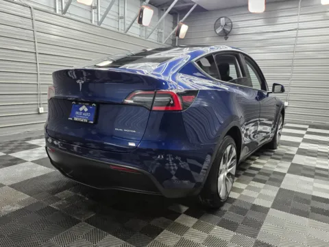 More photos of 2021 Tesla Model Y Long Range at Trust Auto, MD