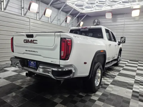 More photos of 2020 GMC Sierra 3500 HD SLT at Trust Auto, MD