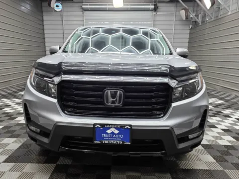 More photos of 2022 Honda Ridgeline RTL-E AWD Crew Cab Pickup Truck at Trust Auto, MD