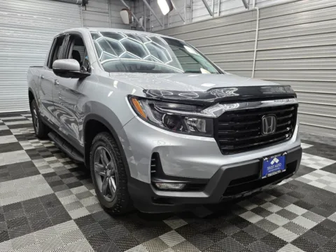 More photos of 2022 Honda Ridgeline RTL-E AWD Crew Cab Pickup Truck at Trust Auto, MD