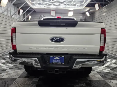 More photos of 2017 Ford Super Duty F-250 SRW Lariat at Trust Auto, MD