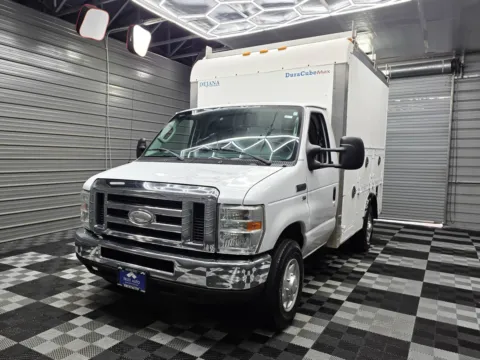 2014 Ford Econoline Commercial Cutaway E-350 SD for sale in Sykesville, MD