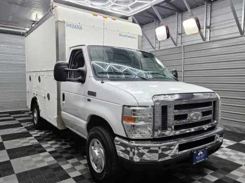 Another view of 2014 Ford Econoline Commercial Cutaway E-350 SD for sale in Sykesville, MD at Trust Auto