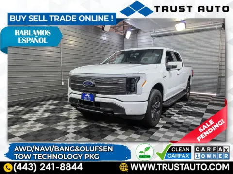 White 2023 Ford F-150 Lightning LARIAT AWD SuperCrew Electric Pickup Truck for sale in Sykesville, MD
