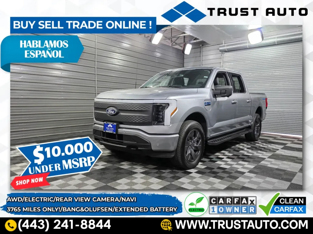 2024 Ford F-150 Lightning Flash AWD SuperCrew Electric Pickup Truck