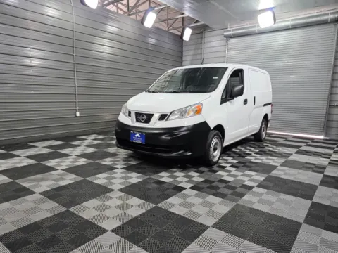 Red 2016 Nissan NV200 SV for sale in Sykesville, MD