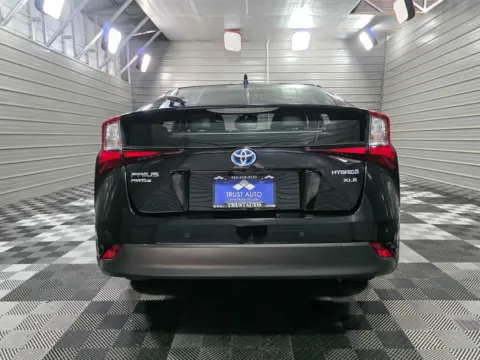 More photos of 2021 Toyota Prius XLE at Trust Auto, MD