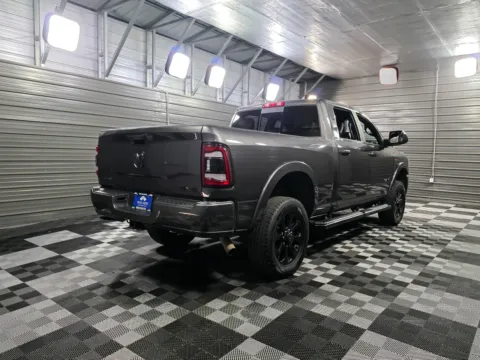 More photos of 2019 Ram 2500 Laramie 4WD Crew Cab 6.4L V8 Hemi Pickup Truck w/Night Edition at Trust Auto, MD