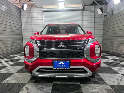 Another view of 2023 Mitsubishi Outlander PHEV SE AWC 8-Passenger Hybrid-Electric SUV for sale in Sykesville, MD at Trust Auto