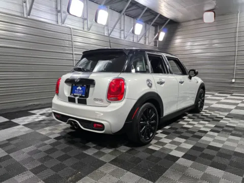 More photos of 2016 MINI Cooper Hardtop 4 Door S at Trust Auto, MD