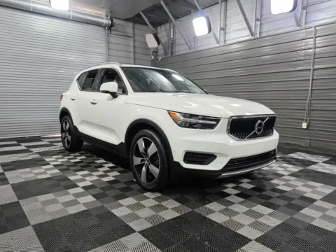 Another view of 2019 Volvo XC40 Momentum for sale in Sykesville, MD at Trust Auto