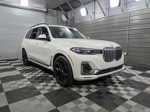 Another view of 2022 BMW X7 xDrive40i for sale in Sykesville, MD at Trust Auto