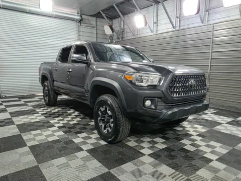 More photos of 2019 Toyota Tacoma TRD Off Road 4WD Double Cab 6-Speed Manual Pickup Truck at Trust Auto, MD