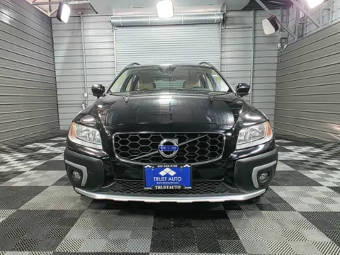Another view of 2015 Volvo XC70 3.2L Premier AWD Wagon for sale in Sykesville, MD at Trust Auto