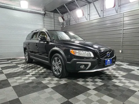 More photos of 2015 Volvo XC70 3.2L Premier AWD Wagon at Trust Auto, MD